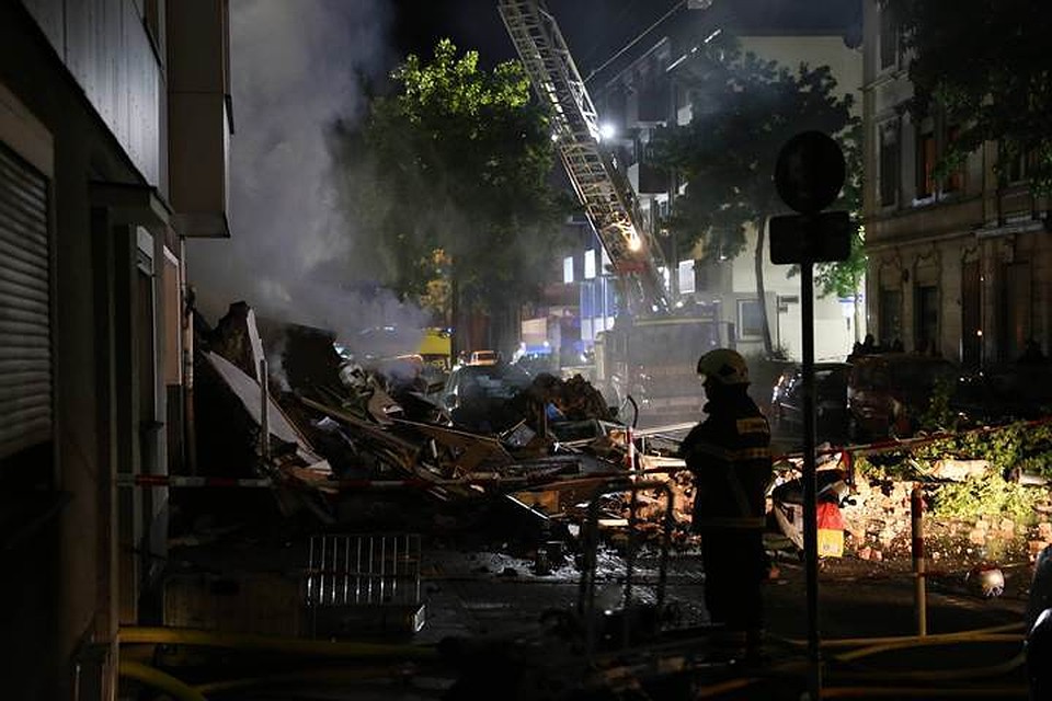 При взрыве в жилом доме в Германии пострадали 25 человек