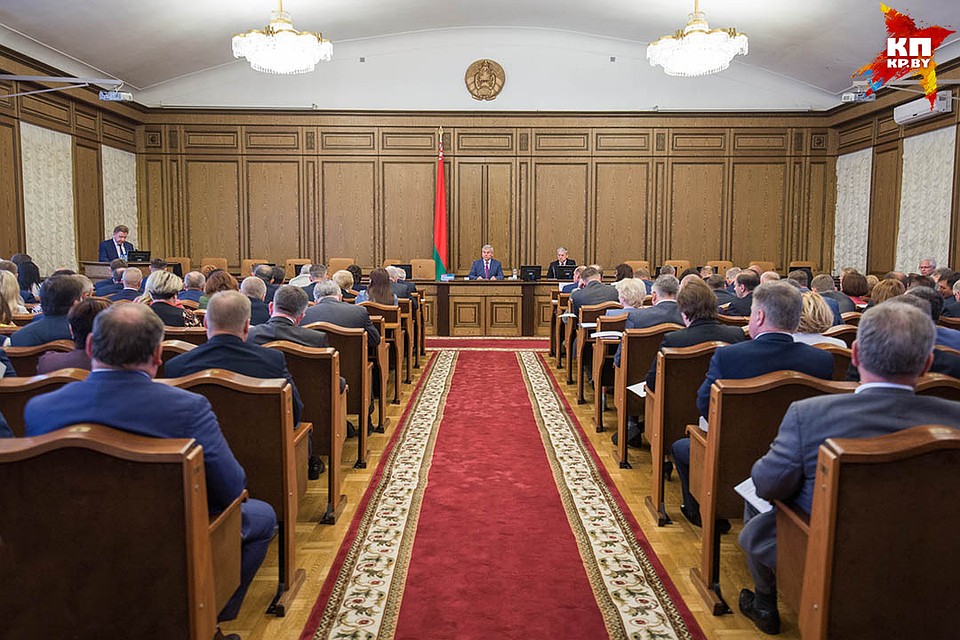В парламенте эмоционально обсуждали развитие детского хоккея