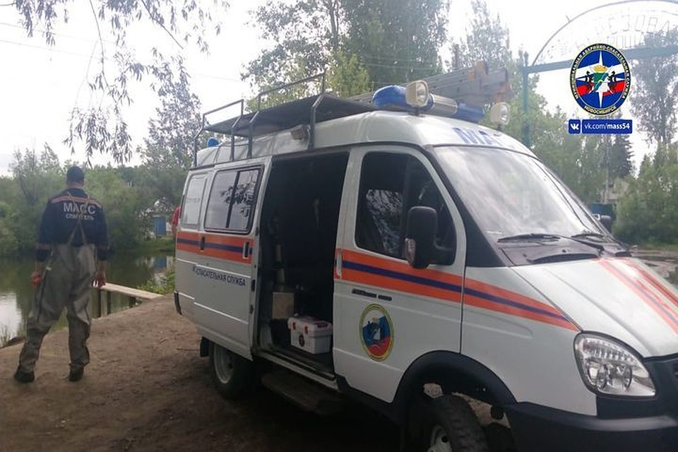 Погибшего мужчину спасатели обнаружили на вторые сутки. Фото: МАСС.