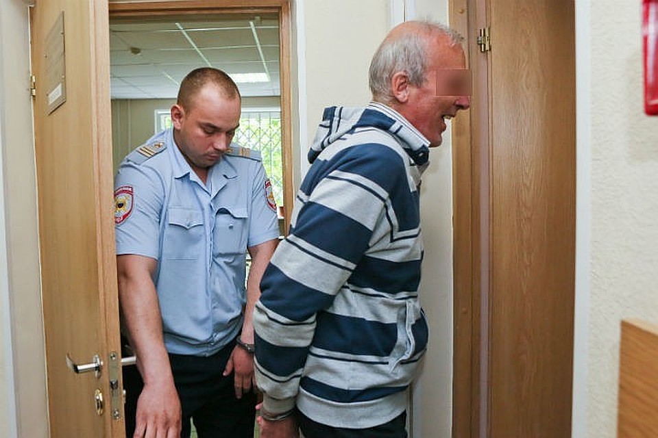 На суде мужчина был невозмутим