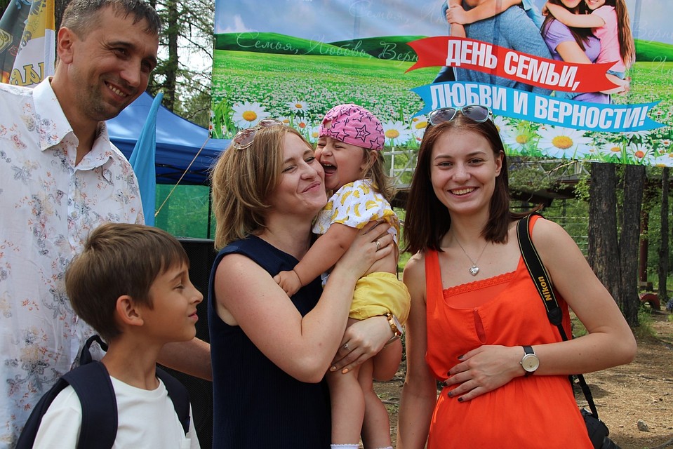 Гостей фестиваля ждет праздничная программа.