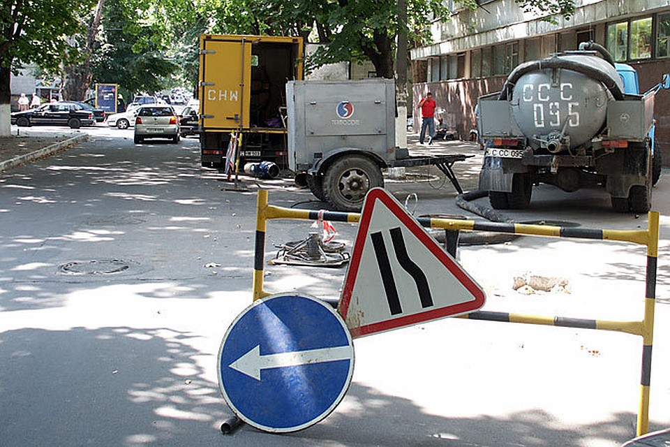 „Apă-Canal Chișinău” ведет ремонтные работы.