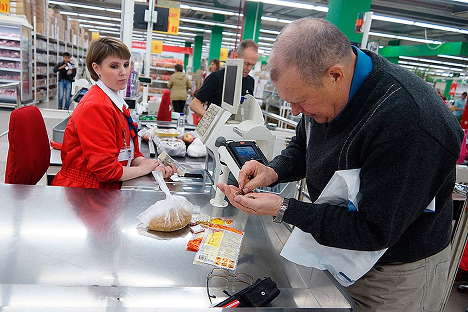 Средний чек в магазине снижается третий месяц в подряд