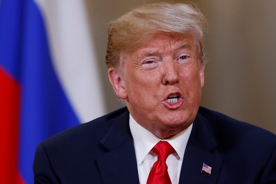 Президент США Дональд Трамп на встрече с президентом РФ Владимиром Путиным