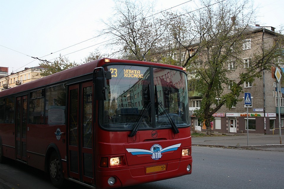 В Кировской области до конца года закупят 100 новых автобусов