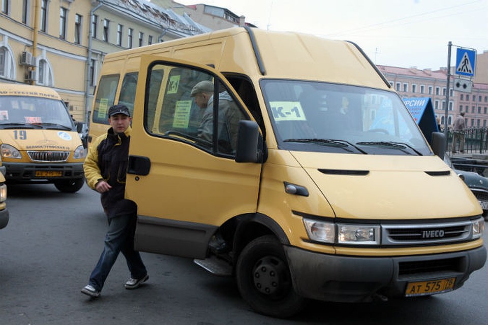Маршрутки с приставкой "к" через пару лет должны стать анахронизмом Фото: архив "КП"