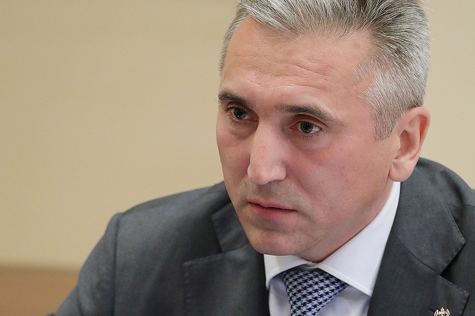 Временно исполняющий обязанности губернатора Тюменской области Александр Моор во время встречи с президентом РФ Владимиром Путиным в Ново-Огарево. ФОТО Михаил Климентьев/пресс-служба президента РФ/ТАСС
