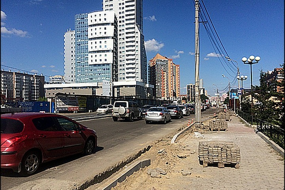 В Красноярске на Взлетке расширят улицу Молокова, а затем запретят повороты налево. Фото пресс-службы администрации Красноярска