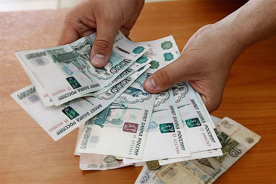 мошенник не стеснялся отбирать последние деньги у людей, обеспокоенных судьбой близких