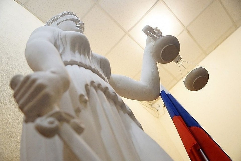 Пользуясь служебным положением, за 2,5 года женщины украли у пенсионеров более 280 тысяч.