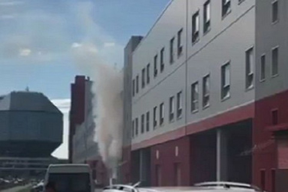 Пожар произошел в торговом центре Dana Mall. Фото: соцсети.