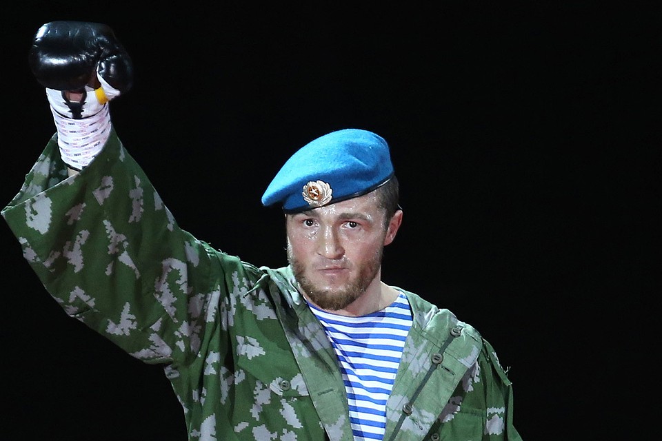 Денис Лебедев выйдет на ринг против турецкого бойца.