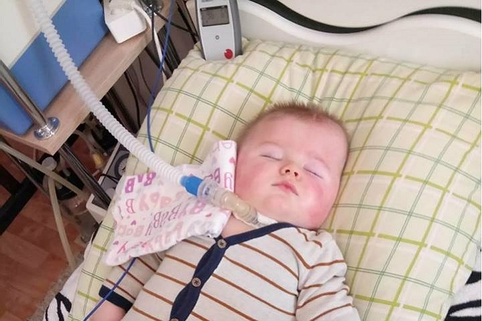 Степу уронила на пол 4-летняя сестра, мальчик получил серьезную травму