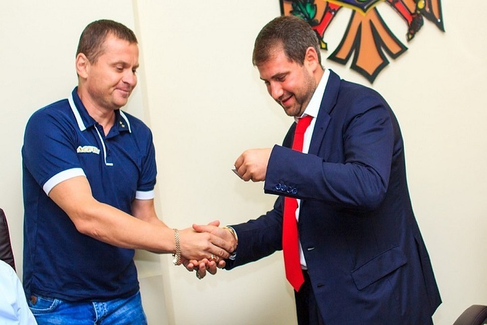 Союз ветеранов наградил Илана Шора (Фото: orhei.md).