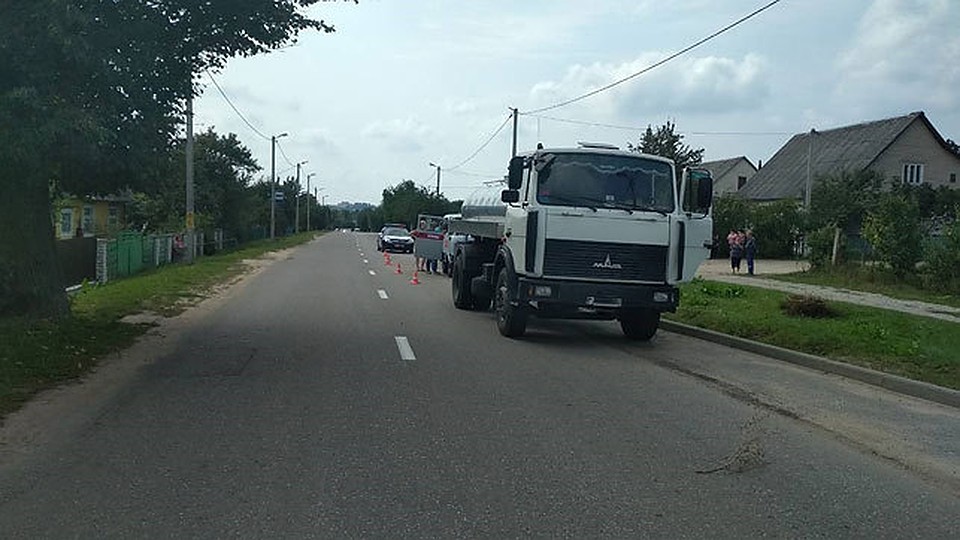 Сейчас школьница в тяжелом состоянии в реанимации. Фото: ГАИ УВД Гродненского облисполкома