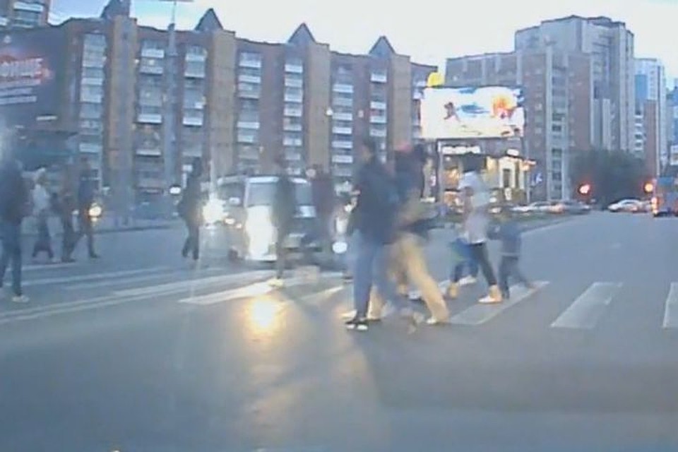 Водитель сразу прославился в интернете.