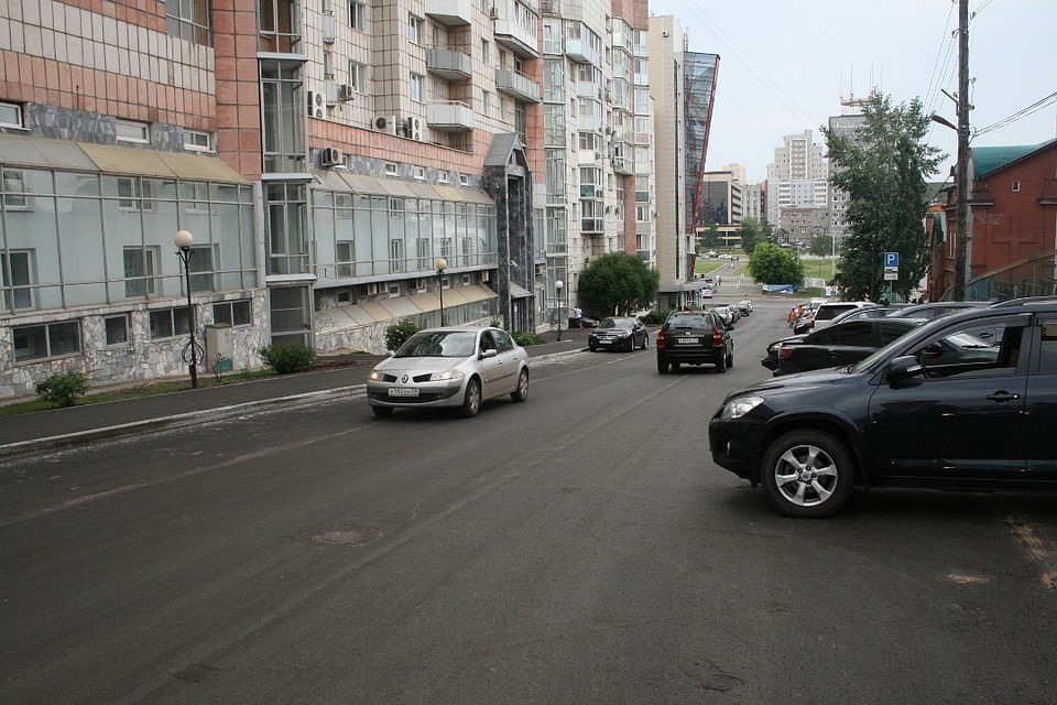 На улице Осинской восстановлено асфальтовое покрытие.