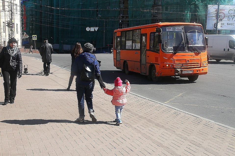 Автобусы и троллейбусы изменят маршрут с шести утра до шести вечера 23 сентября