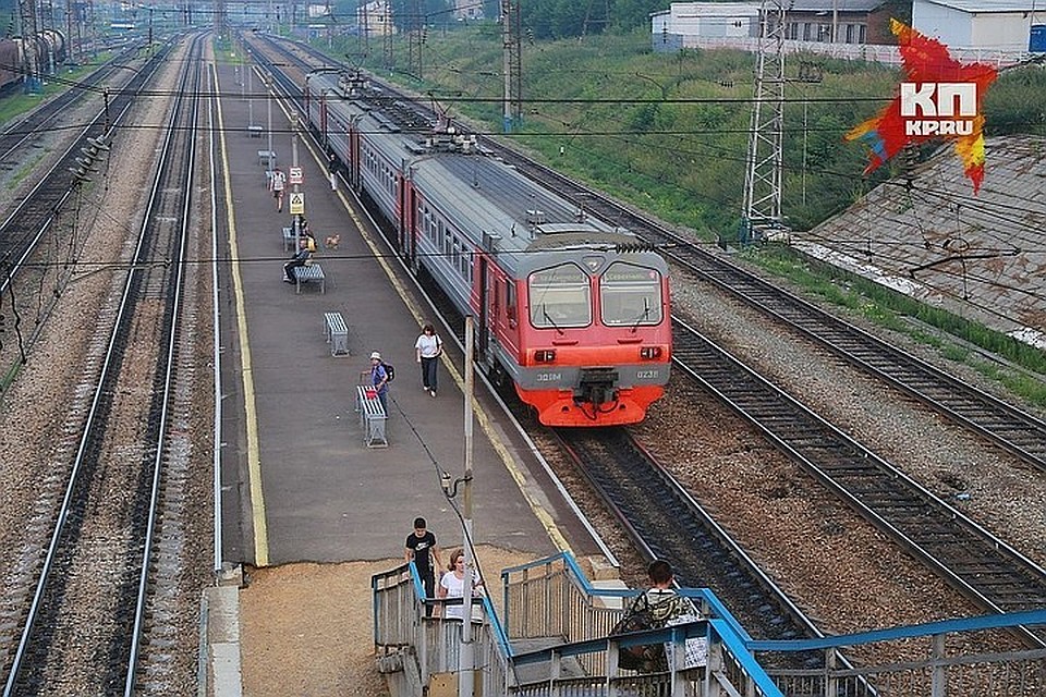 В Подмосковье мужчина погиб под колесами электрички