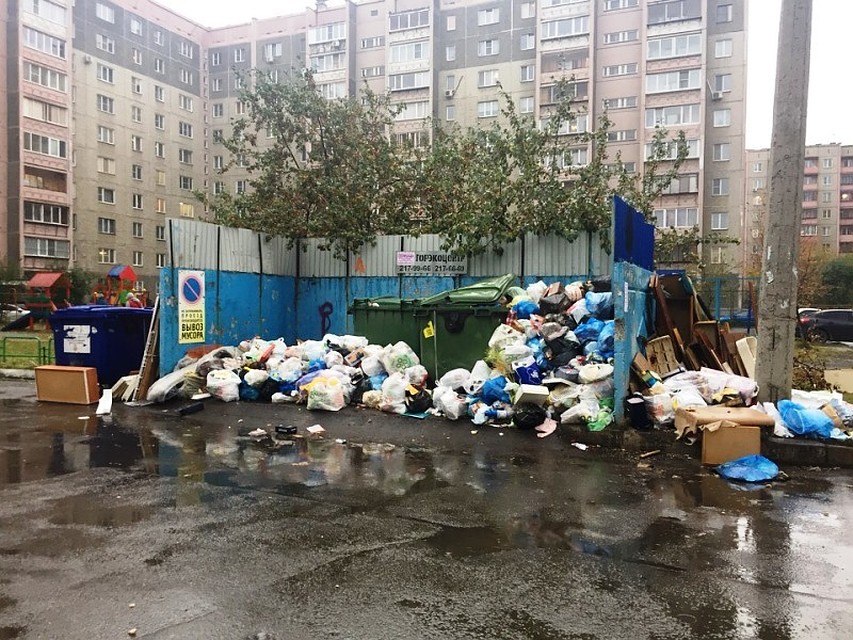 А как же двор дома по ул. Братьев Кашириных, 99А?