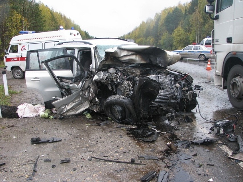 В результате столкновения Hyundai Solaris и Volkswagen Tiguan погибли пассажиры Hyundai. Фото: предоставлено ГИБДД по РК