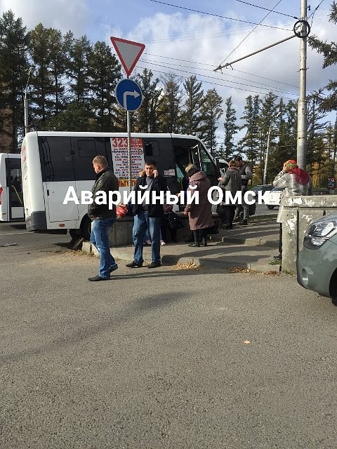 ДТП с 323 маршруткой