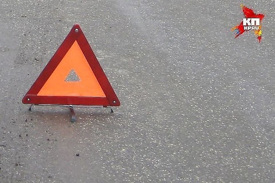 Недалеко от села Извоаре Флорештского района 22-летний парень погиб в ДТП.