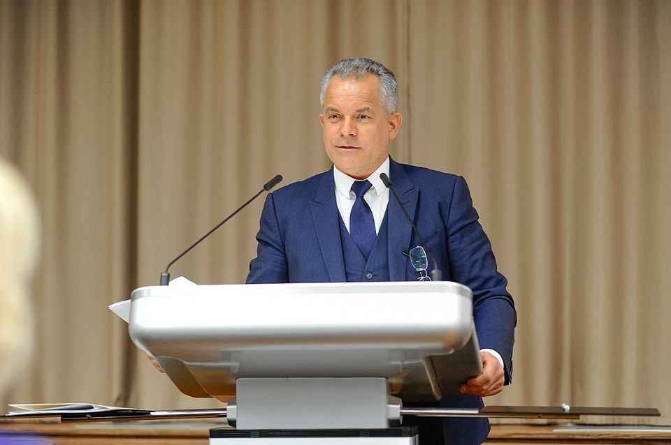 Влад Плахотнюк провел брифинг.