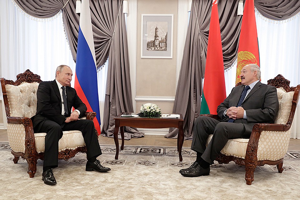 Президент России Владимир Путин прибыл в Могилев на V Форум регионов Беларуси и России. Фото: Михаил Метцель/ТАСС