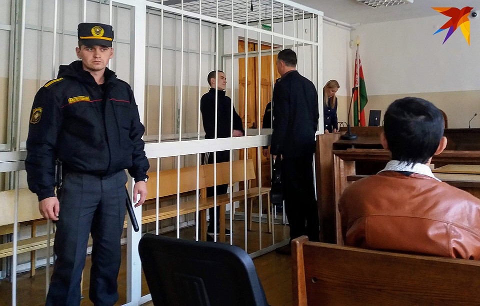 Обвиняемый полностью признал вину, но давать показания отказался.
