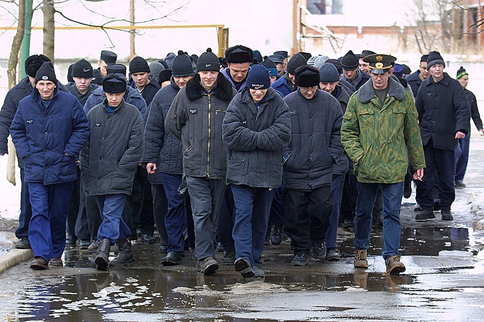 Большинство заключенных попали в колонии из-за грабежей, разбоев и краж