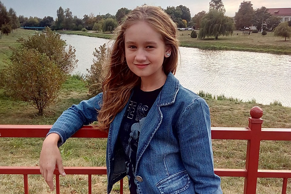 У Вероники тугоухость, но это не мешает ей заниматься танцами. Фото: личный архив