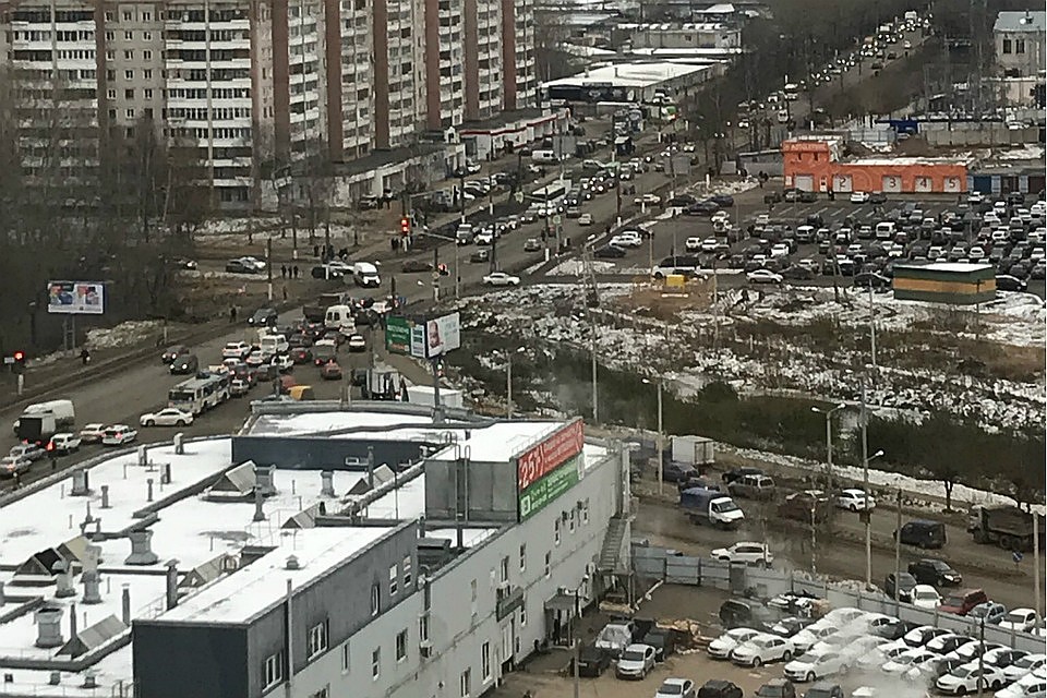 Вся улица Московская довольно напряженная. Фото: Евгений ДЕЙКОВ vk.com/zlo43