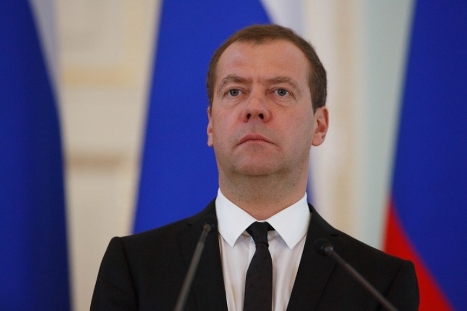 Мировые цены на нефть достигли приемлемого для РФ уровня — Медведев