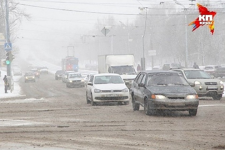 На помощь пришли другие водители