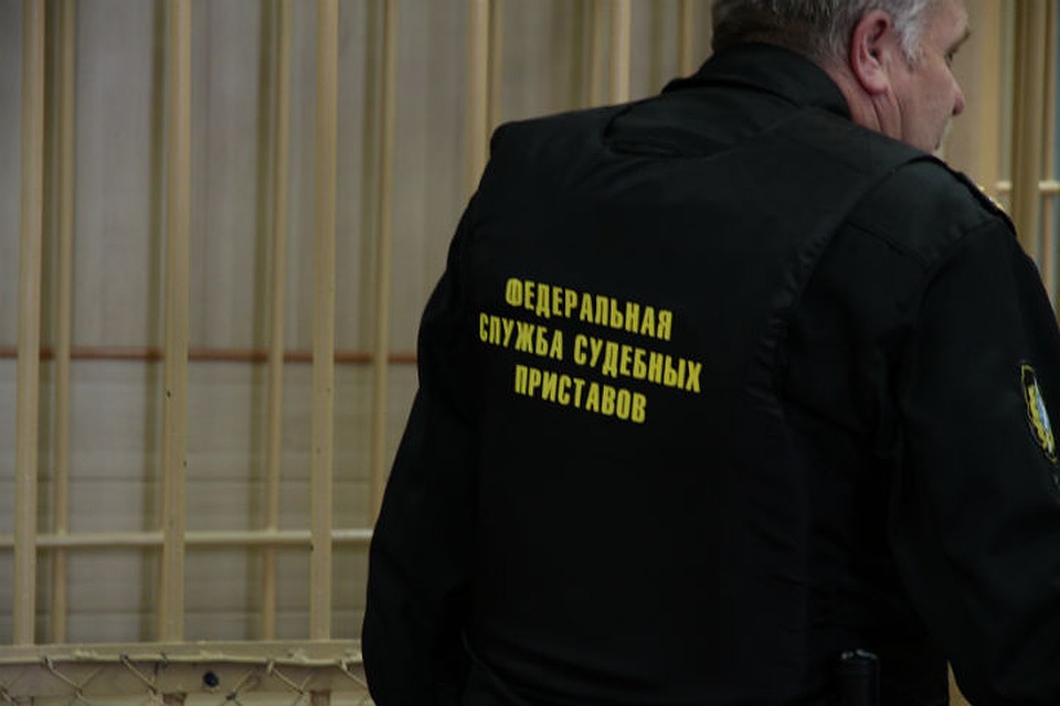 Соседские разборки в суде: в Тулуне вода с крыши заливала чужой участок.
