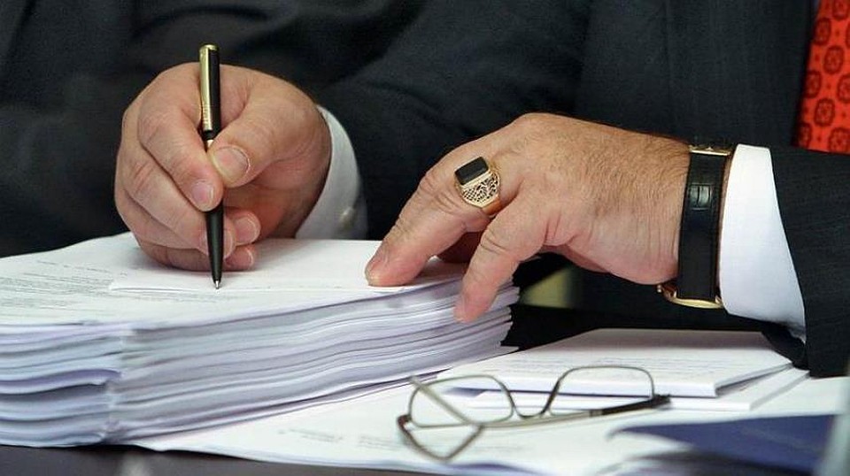 В Армавире за недостоверные данные получили выговор 30 чиновников