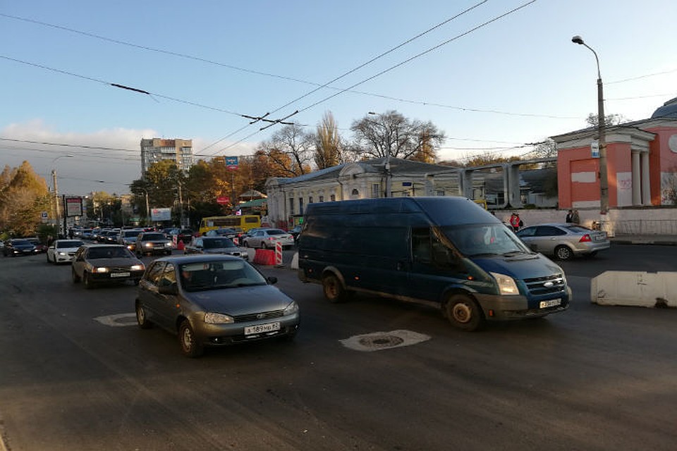 Пробки не исчезнут, пока не закончится ремонт дорог.
