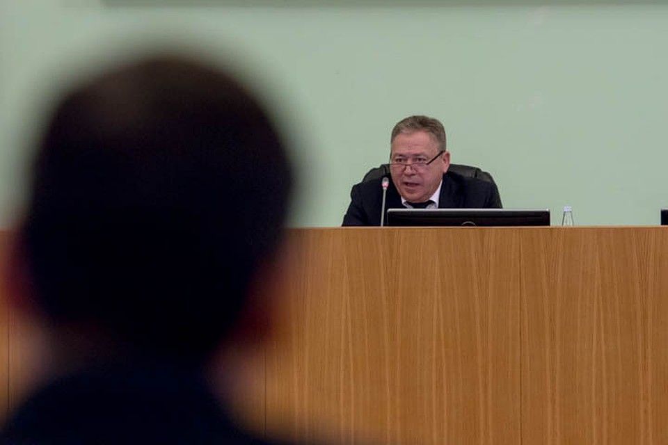 Ульфат Мустафин обещал посетить заброшенное здание