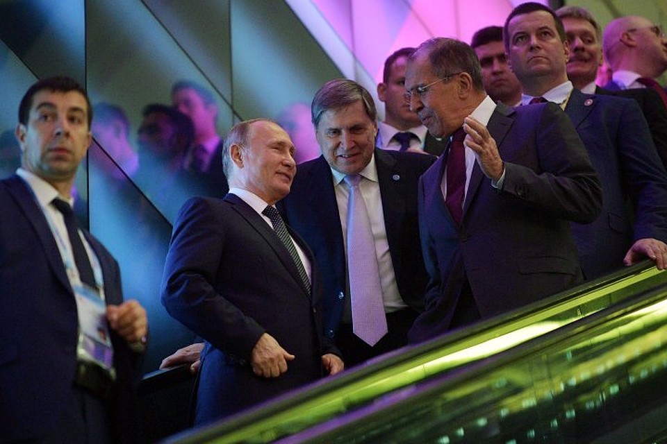 Президент России Владимир Путин впервые посетил Сингапур