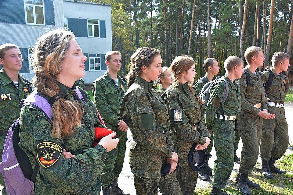 Подростки из военно-патриотических клубов с удовольствием участвуют в соревнованиях