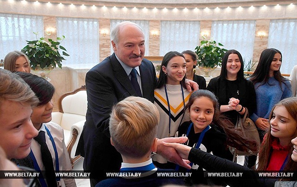 Александр Лукашенко встретился с участниками детского «Евровидения». ФОТО: belta.by