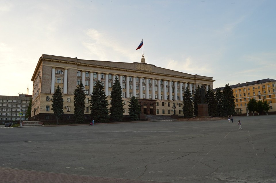 В самом аппарате сократят 35 человек
