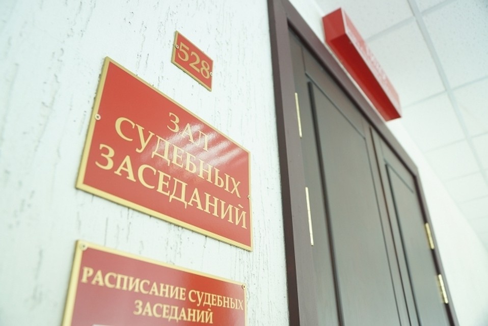 Комсомольчанин остался без машины, пока выбирал продукты в магазине