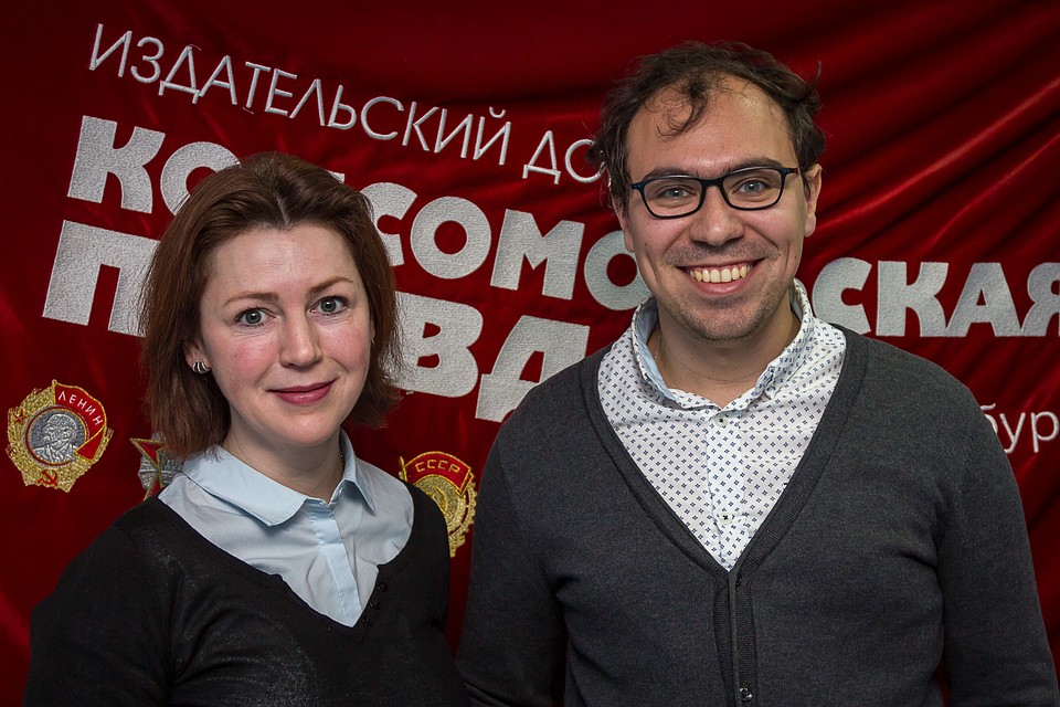 Заместитель по концертно-гастрольной деятельности Надежда Старкова и художественный руководитель Николай Зайцев