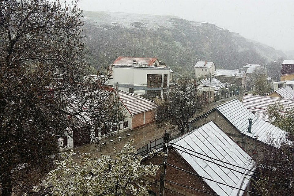 Еще вчера днем в Крыму было +13.