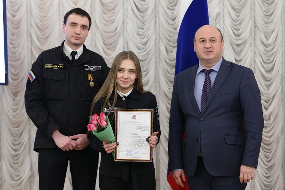 Лучших поисковиков наградили благодарственными письмами губернатора. Фото: gubernator74.ru