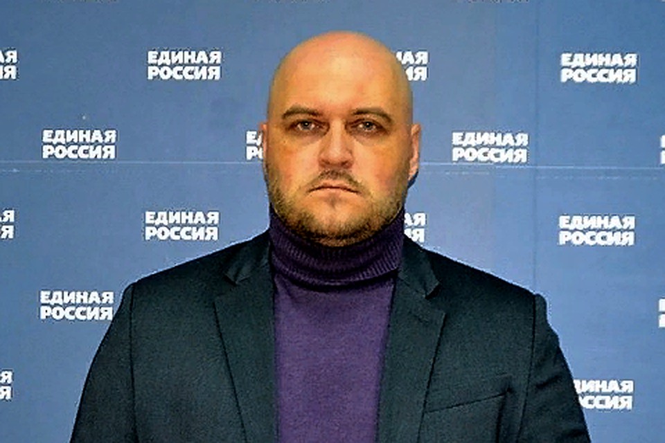 Виктор Фёдоренко приехал из Шахтерска, а теперь возглавит городской исполком "Единой России" в Пскове. Фото: региональное отделение партии "Единая Россия".