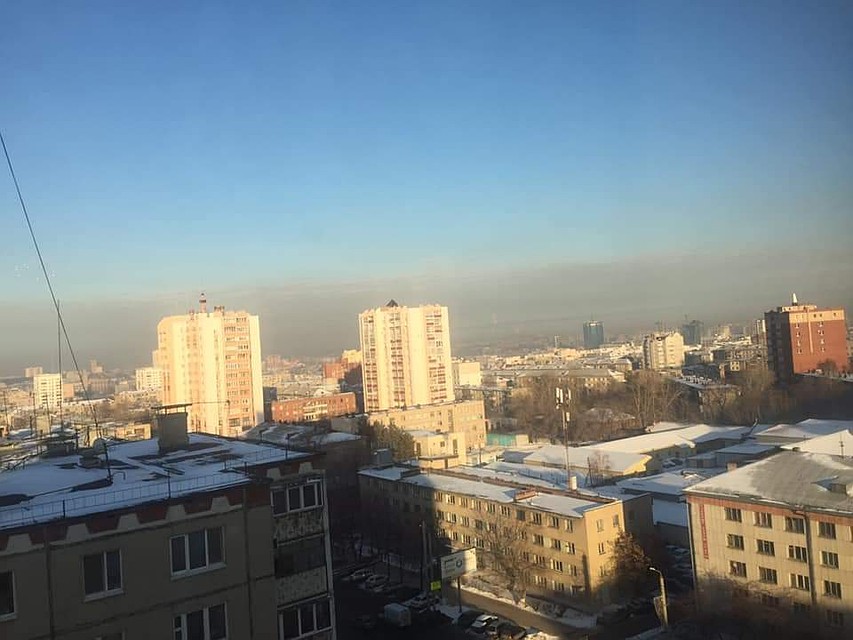 В нашем городе опять нет воздуха. Фото: группа "Челябинск, дыши!" vc.com