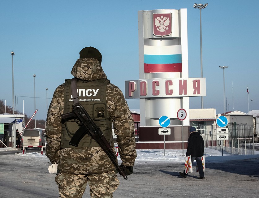 Пропускной режим на территории Донбасса был введен Киевом в 2015 году.